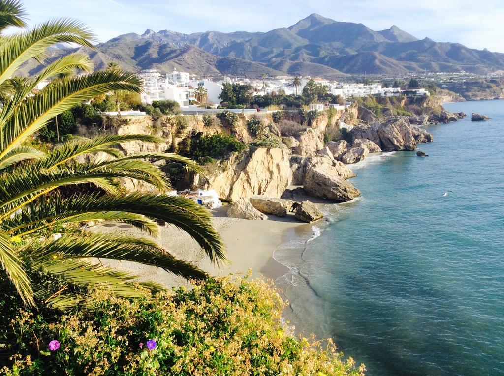 Axarquia Apartments Nerja Luaran gambar